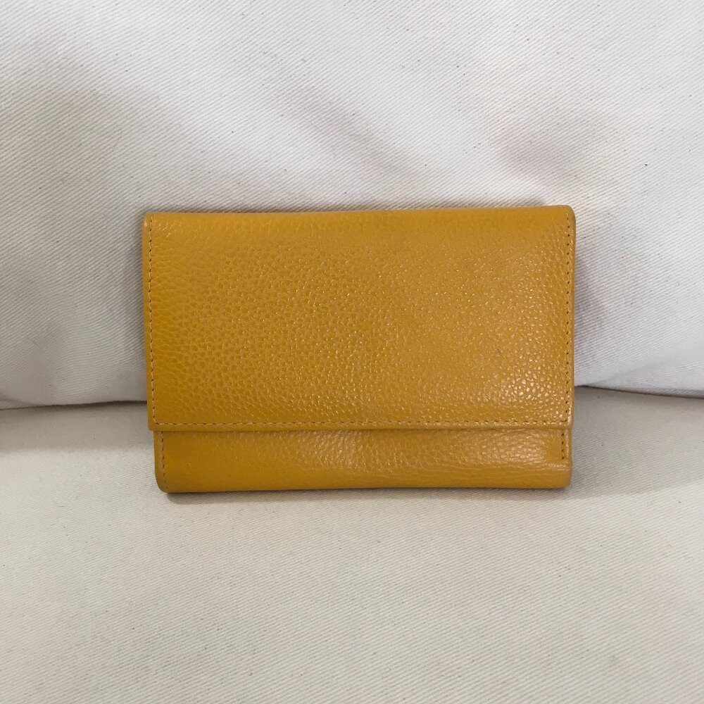 Vera Pelle Leather Tri-fold Multi-Colored Wallet